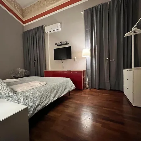38,velasquez Palermo
